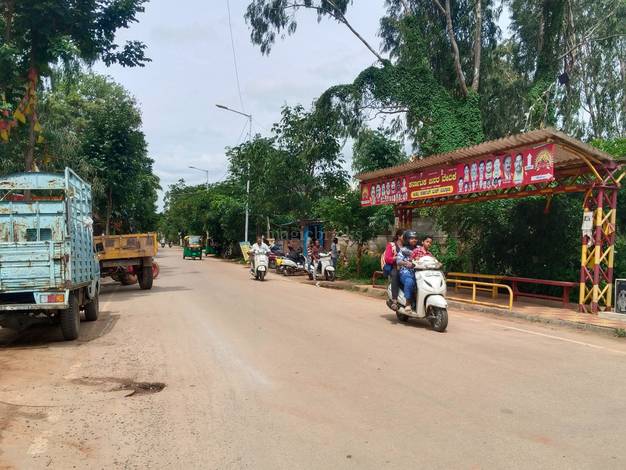 Samighehalli main road