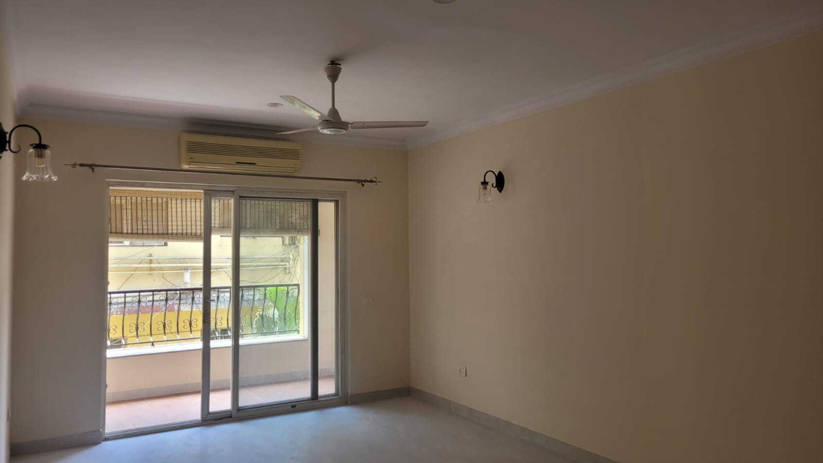 Premium 3 BHK residence in the heart of Cooke Town, off Davis Road. - Image 2