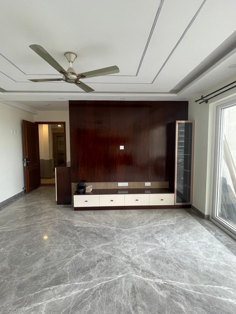 Luxurious North-Facing Apartment for Rent in Prestige Fairfield - Image 2