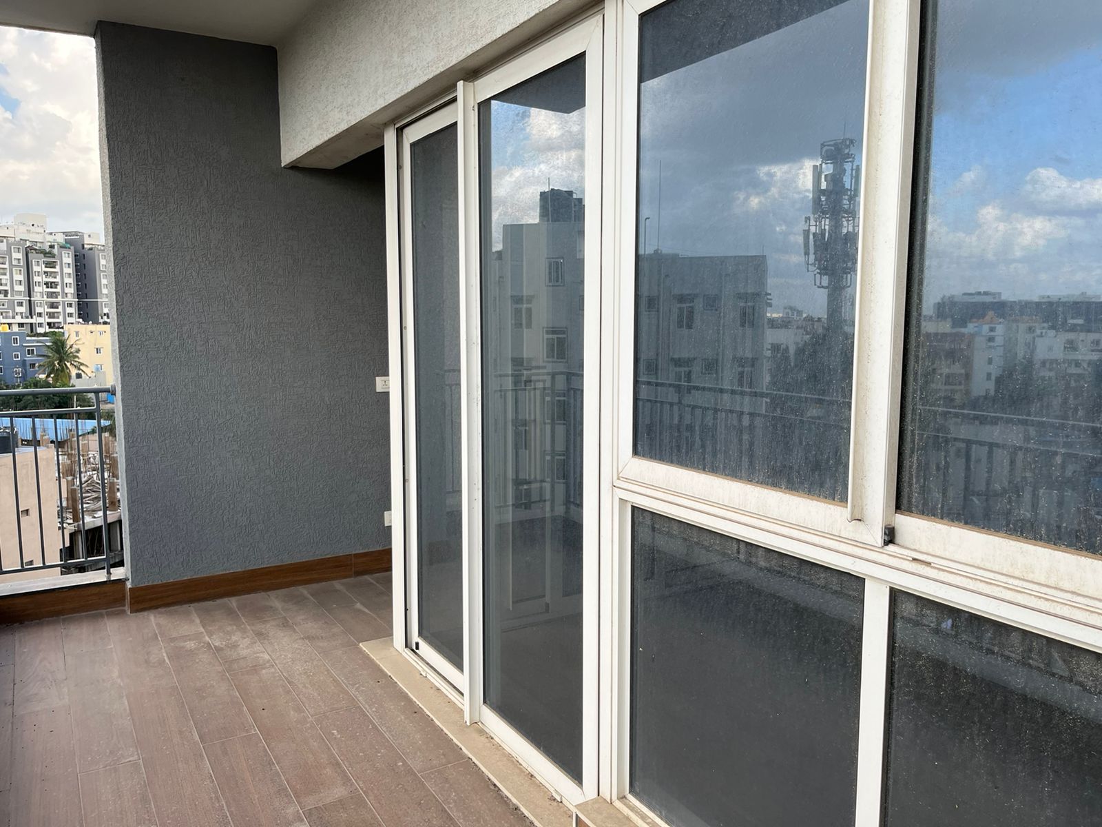 Nagwara, Spacious 4BHK, SNN Clermont, Elite Views - Image 2