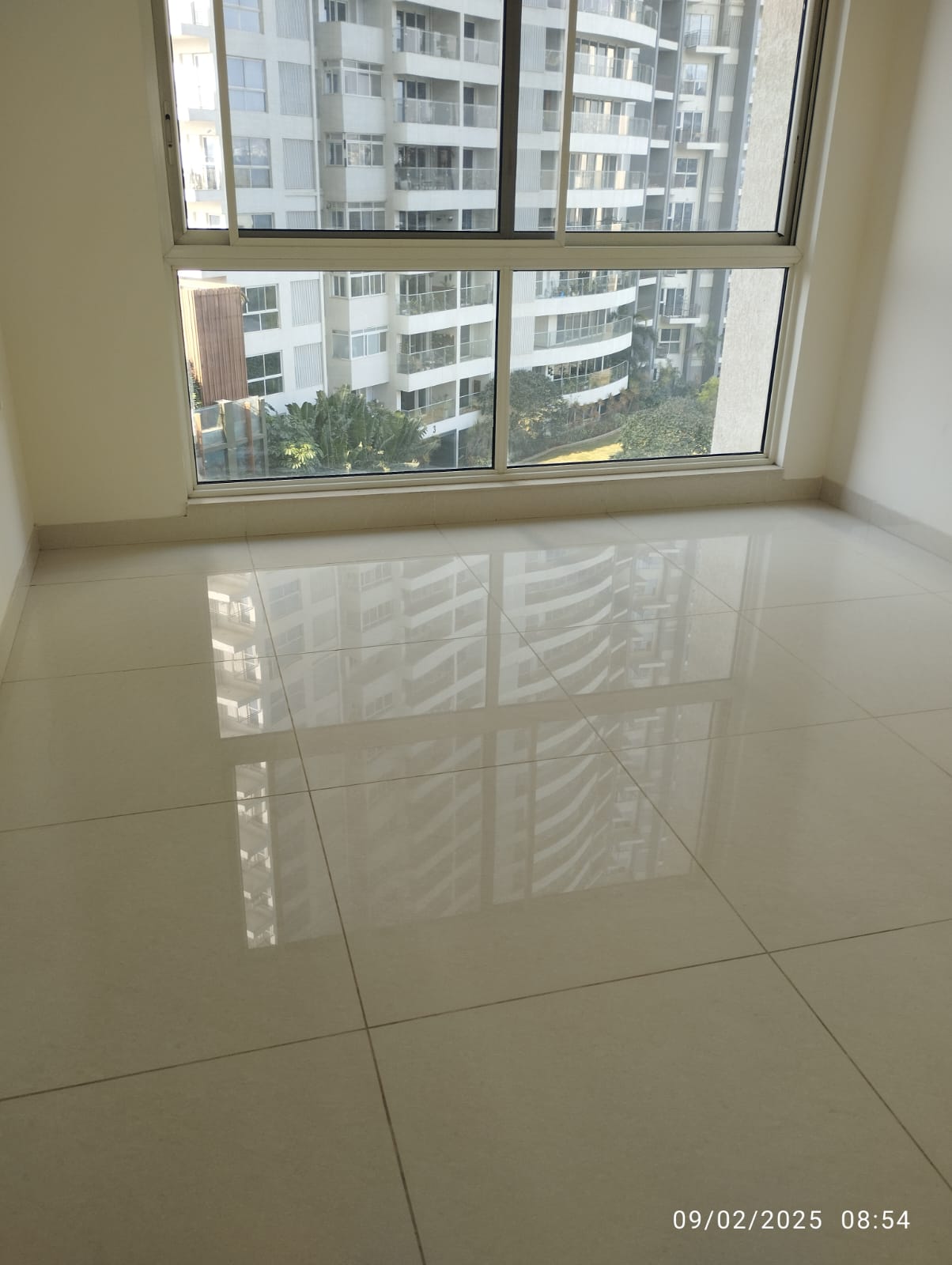 Nagwara, Spacious 4BHK, SNN Clermont, Elite Views - Image 13