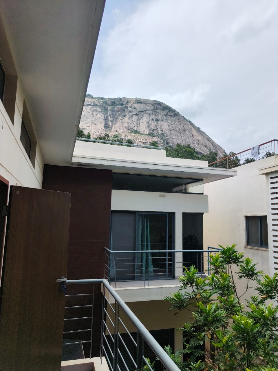 Nandi Hills, Grand 3BHK Villa, Valley Of The Wind, Scenic Retreat - Image 26