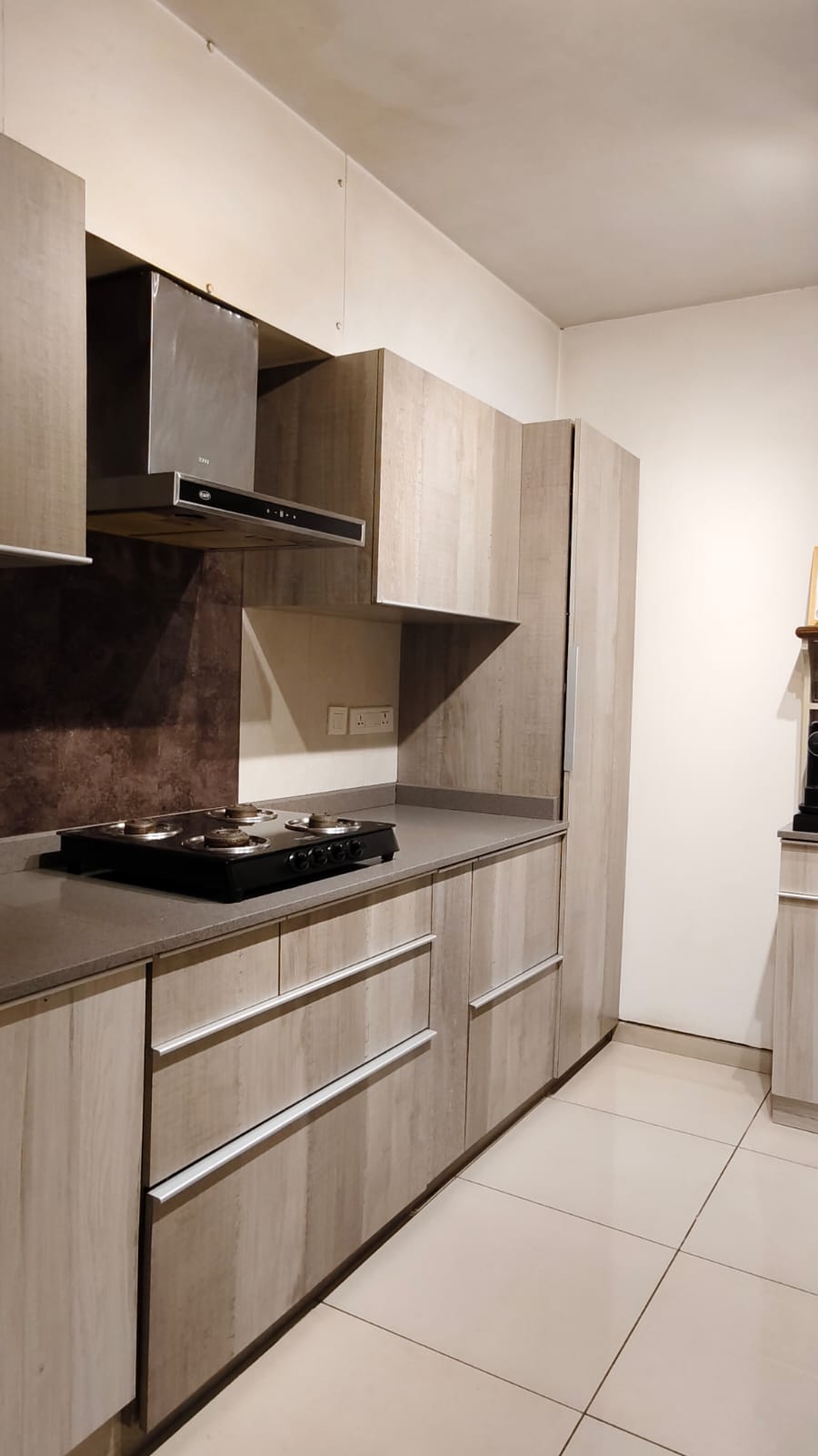 Ulsoor, Spacious 3BHK - Image 3