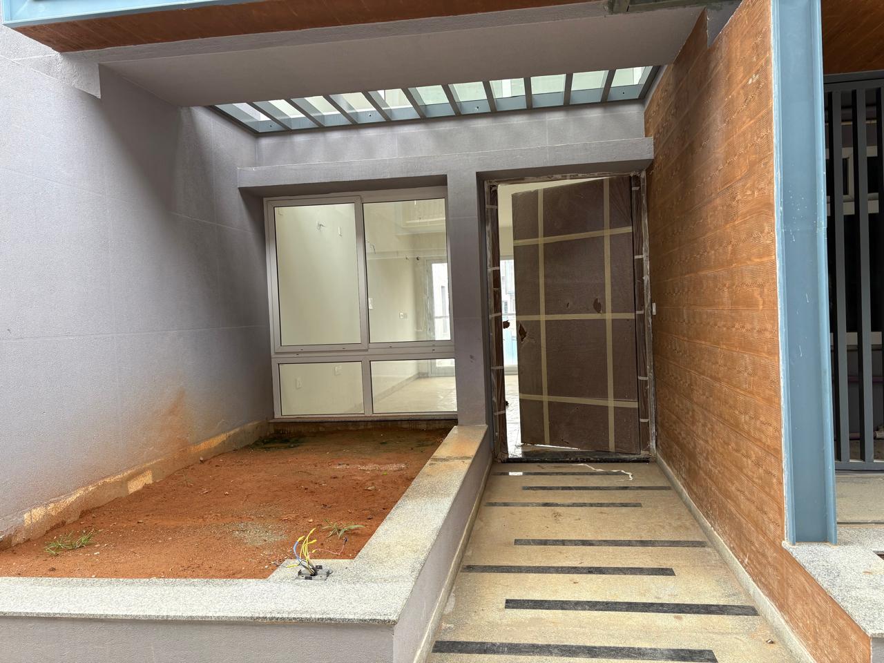 Hennur, Grand 4BHK Villa, Radiance Gardenia, East-Facing Luxury - Image 11