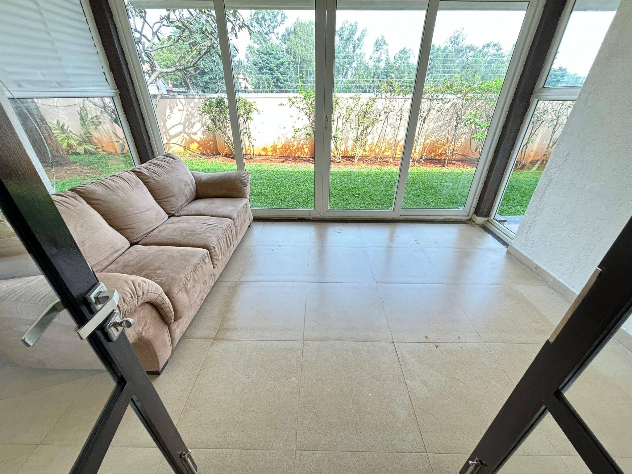 Doddaballapur Road, Grand 4BHK Villa, Prestige Oasis, Exclusive Living