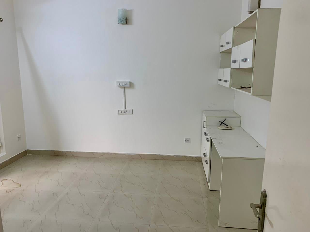 Brunton Road, Executive 4BHK, Central Bangalore's Premier Rental - Image 3