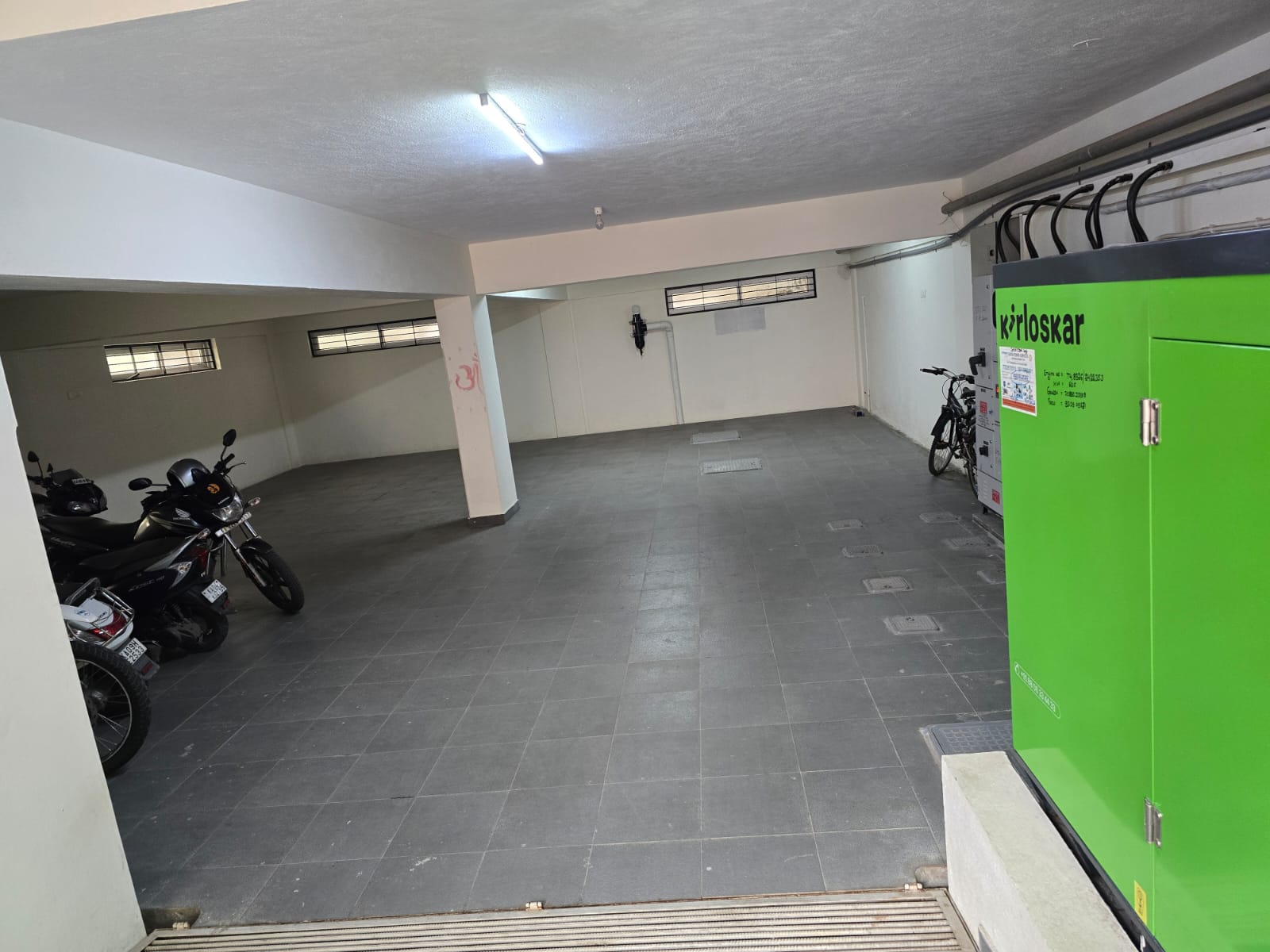 JP Nagar, Premium Showroom, Ground Floor, High Visibility - Image 3