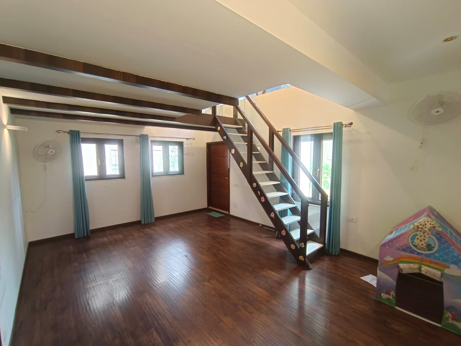 SPACIOUS MODERN CLASSY VILLA IN GATED COMMUNITY FOR IMMEDIATE RESALE - Image 32