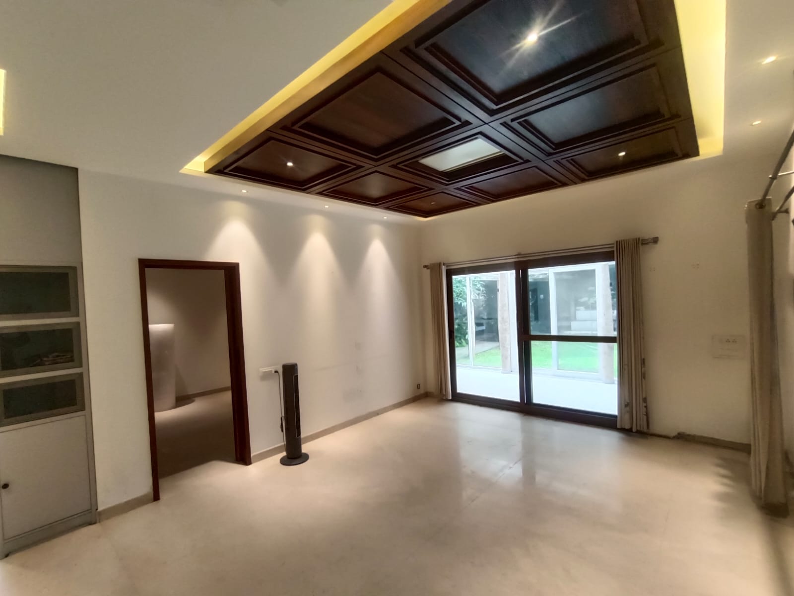 SPACIOUS MODERN CLASSY VILLA IN GATED COMMUNITY FOR IMMEDIATE RESALE - Image 43