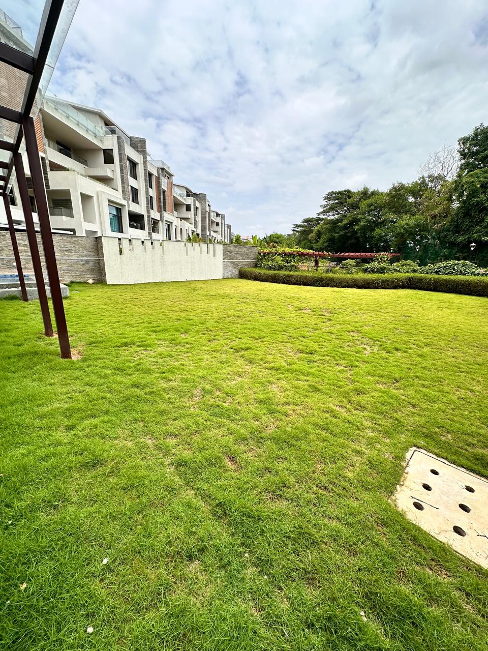 Kodihalli/Old Airport Rd, Ultra-Luxury 4BHK Duplex, Embassy Grove - Image 8