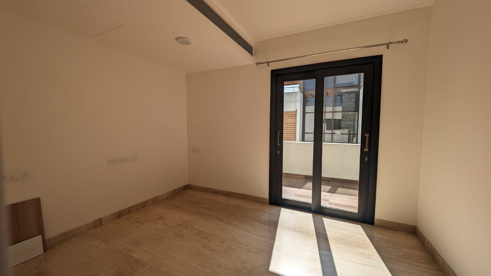 Domlur/Kodihalli, Ultra-Luxury 4BHK Triplex, Embassy Grove, Private Pool - Image 5