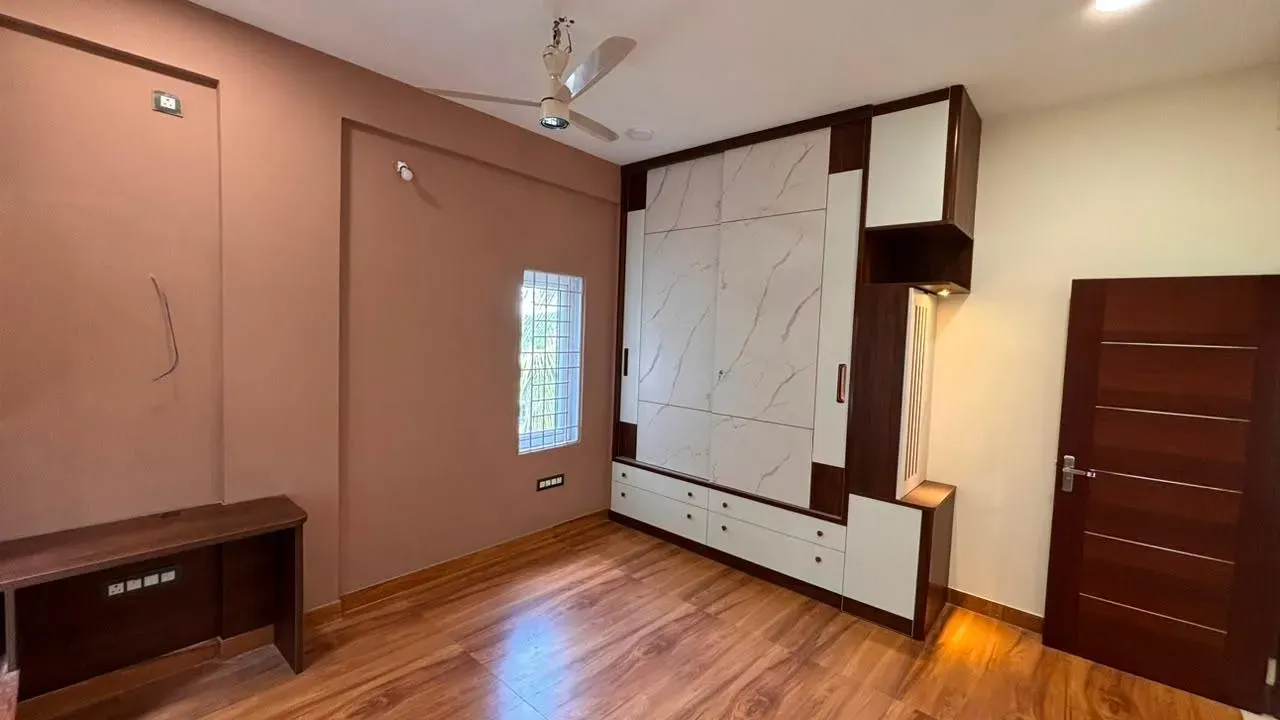JP Nagar 2nd Phase | Vastu Compliant Luxury Flat | 2,400 Sq. Ft. 5