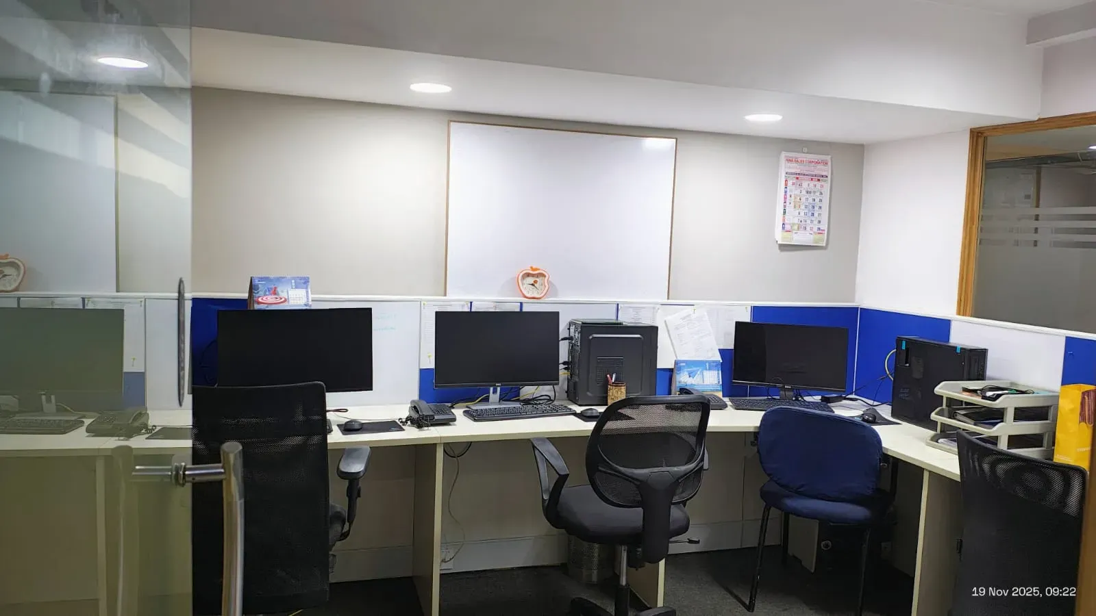 Central Bangalore | Main Road Facing Fully Furnished Office | 2,086 Sq. Ft.