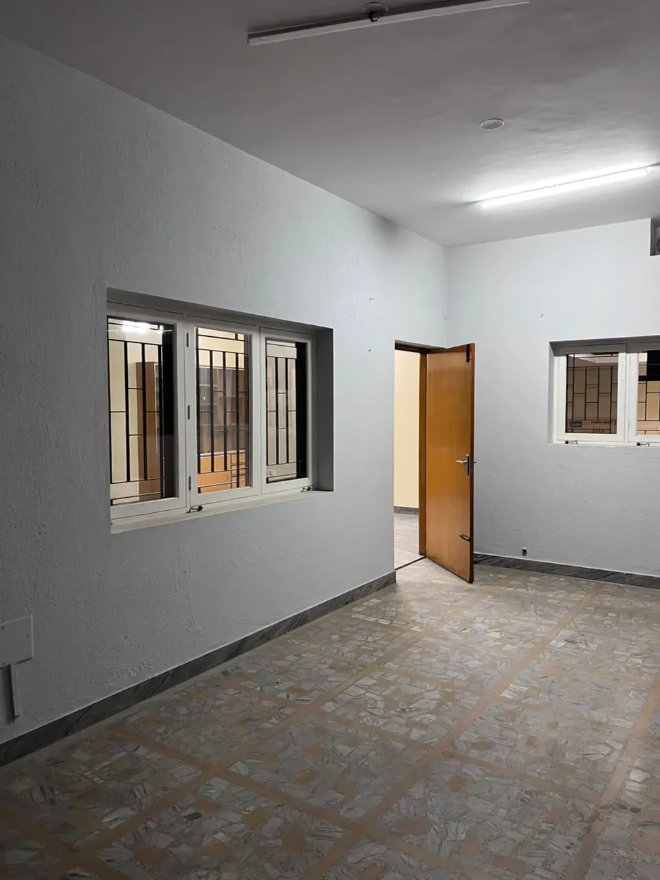 Richmond Town | Exclusive Single-Floor Residence | 2200 Sq. Ft. 5