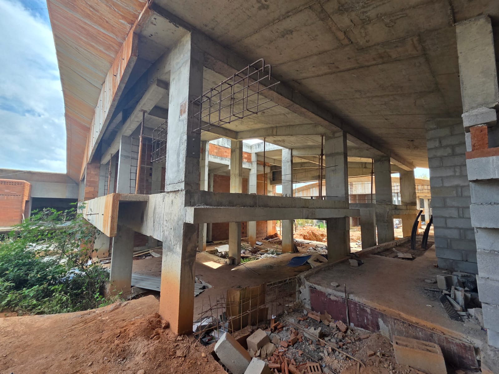 North Bangalore Exquisite Unfurnished Villa at After the Rain - Image 12