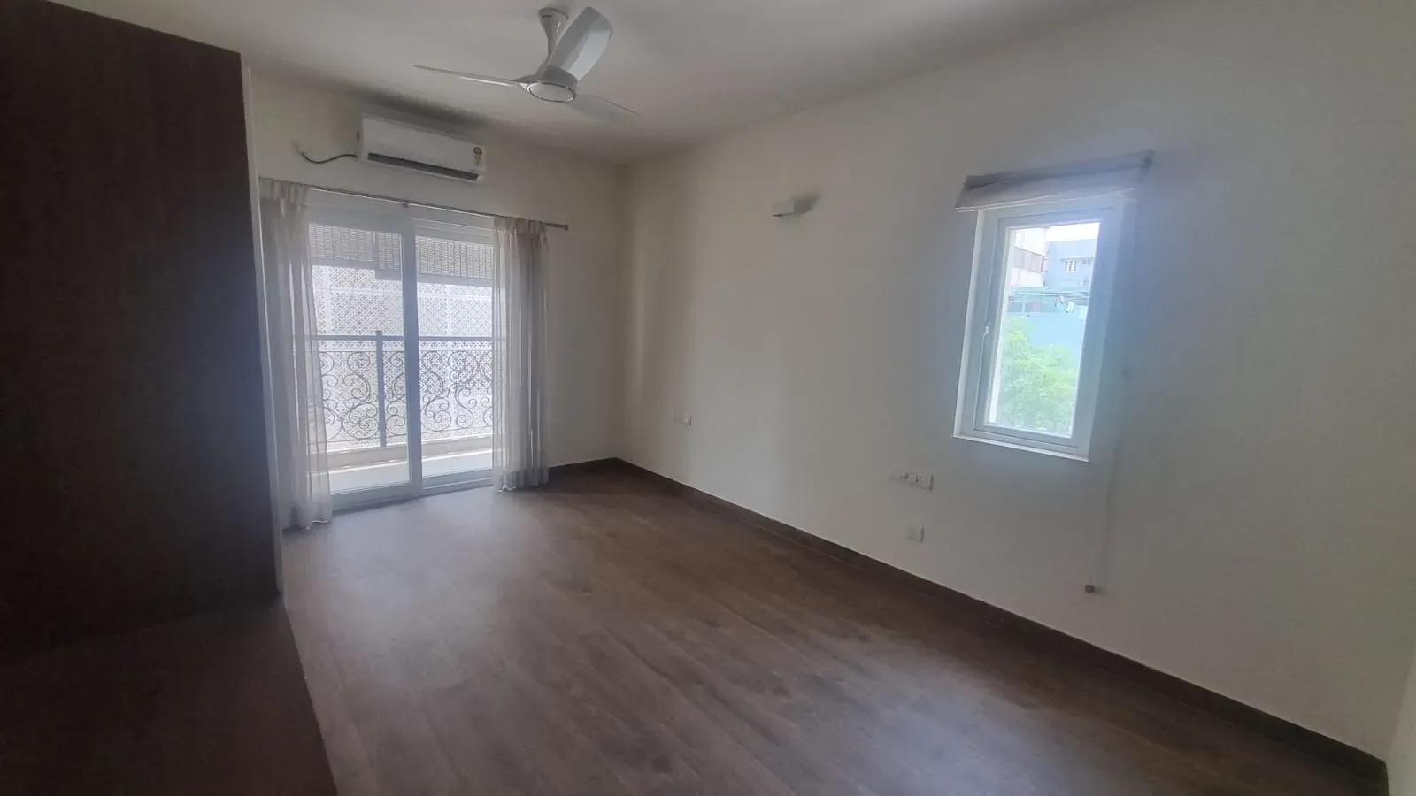 Premium 3BHK Flat for Sale at Prestige Botanique. Step into refined living in one of Bangalores most soughtafter addresses 4