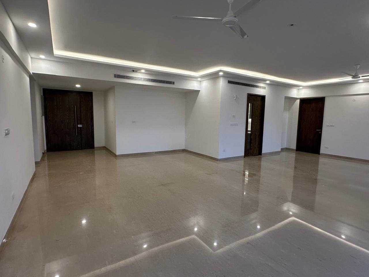 La Palazzo a Beautiful 4 Bed Room for Rental  - Image 10