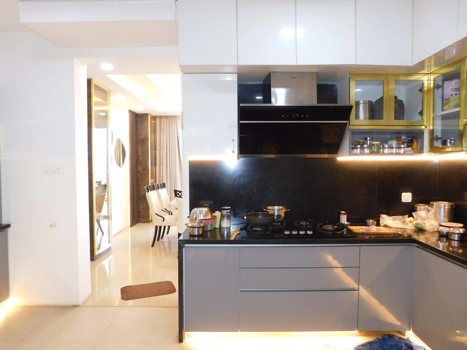 5 Bed Room available for Rental  - Image 3