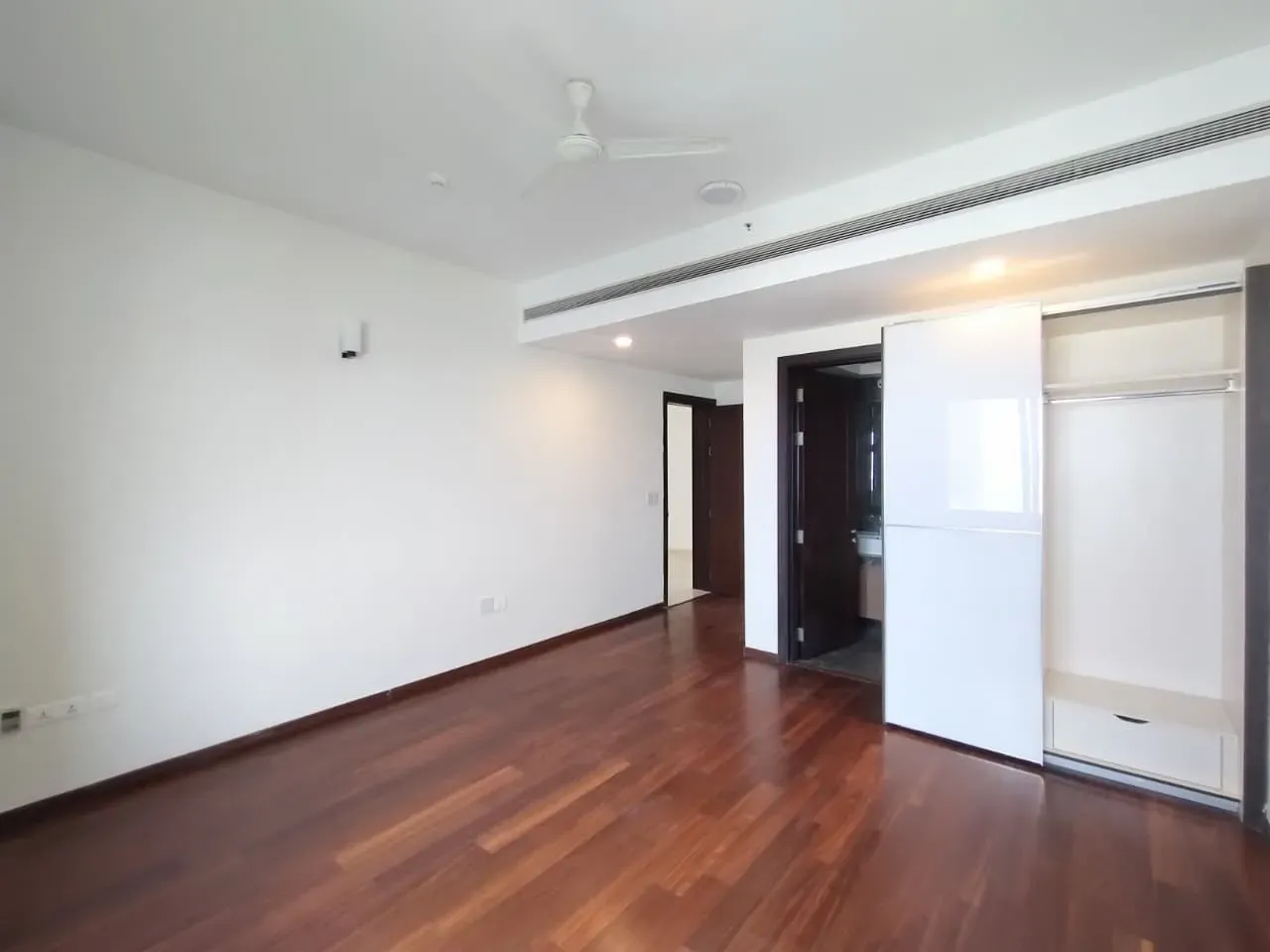 4 Bhk premium flat on sale