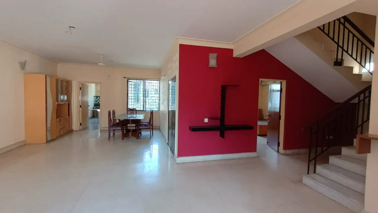4 BHK Pool-Facing Luxury Villa for Sale | Prestige Langleigh | 3,006 Sq. Ft.