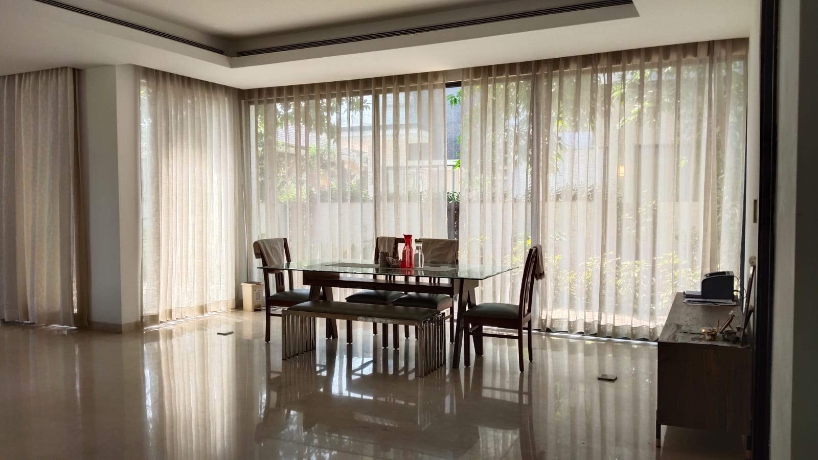 Pool Side Beautiful 4 BHK Property for Sale in the coveted Prestige Golfshire | 5896 sqft - Property in Bangalore