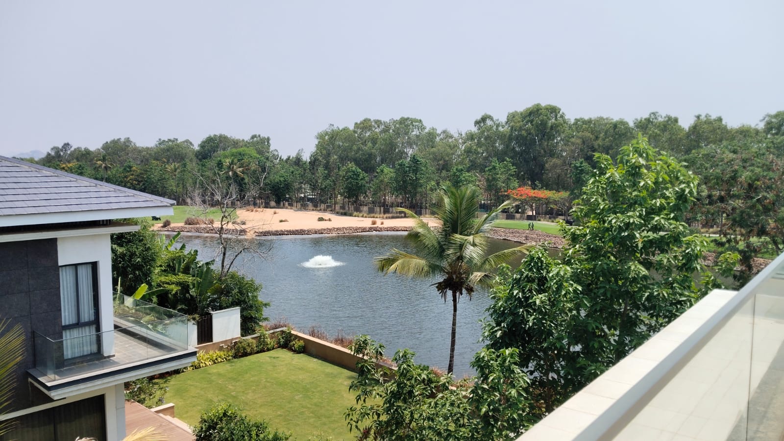 Pool Side Beautiful 4 BHK Property for Sale in the coveted Prestige Golfshire | 5896 sqft - Image 8