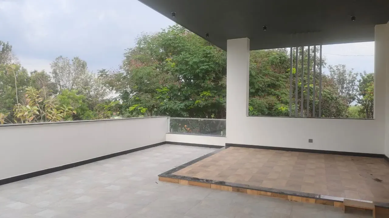 Hennur | Sprawling Fully Furnished Ultra-Luxury Villa | 5,550 Sq. Ft. 2