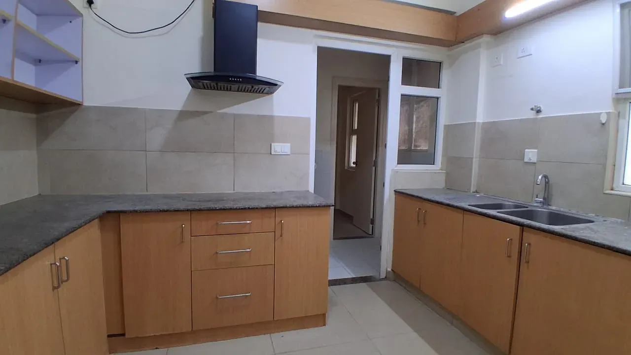 Sahakarnagar | Ultra-Spacious 3 BHK with Private Garden | 2532 Sq. Ft. 2