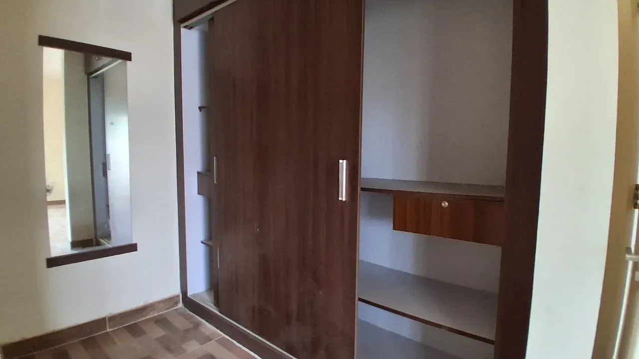 Sahakarnagar | Ultra-Spacious 3 BHK with Private Garden | 2532 Sq. Ft. 3