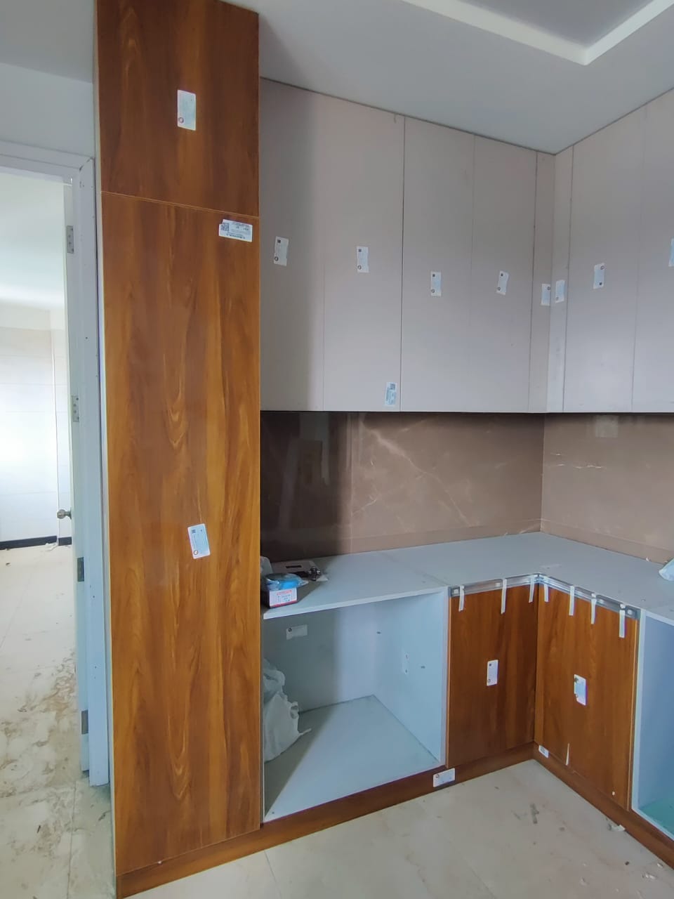 Raheja Vivarea Koramangala 3440 sq ft 3.5 BHK North Facing Apartment for Rent - Image 5