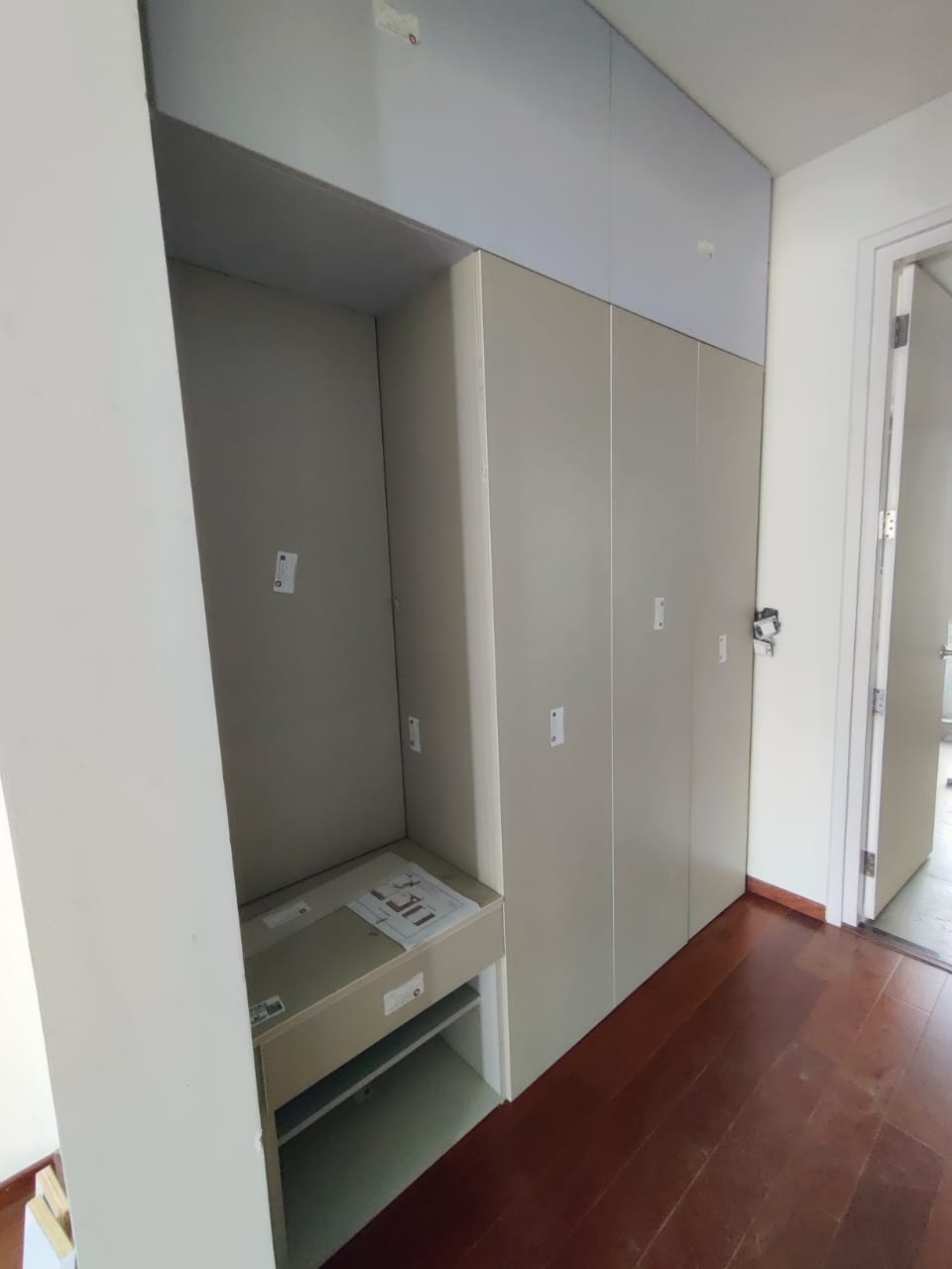 Raheja Vivarea Koramangala 3440 sq ft 3.5 BHK North Facing Apartment for Rent - Image 7