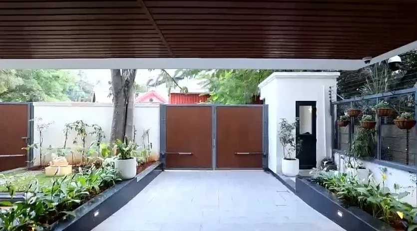 St Cross Promenade Rd, Sindhi Colony, Frazer Town | Ultra-Luxury Boutique Residence | 5034 Sq. Ft. 4