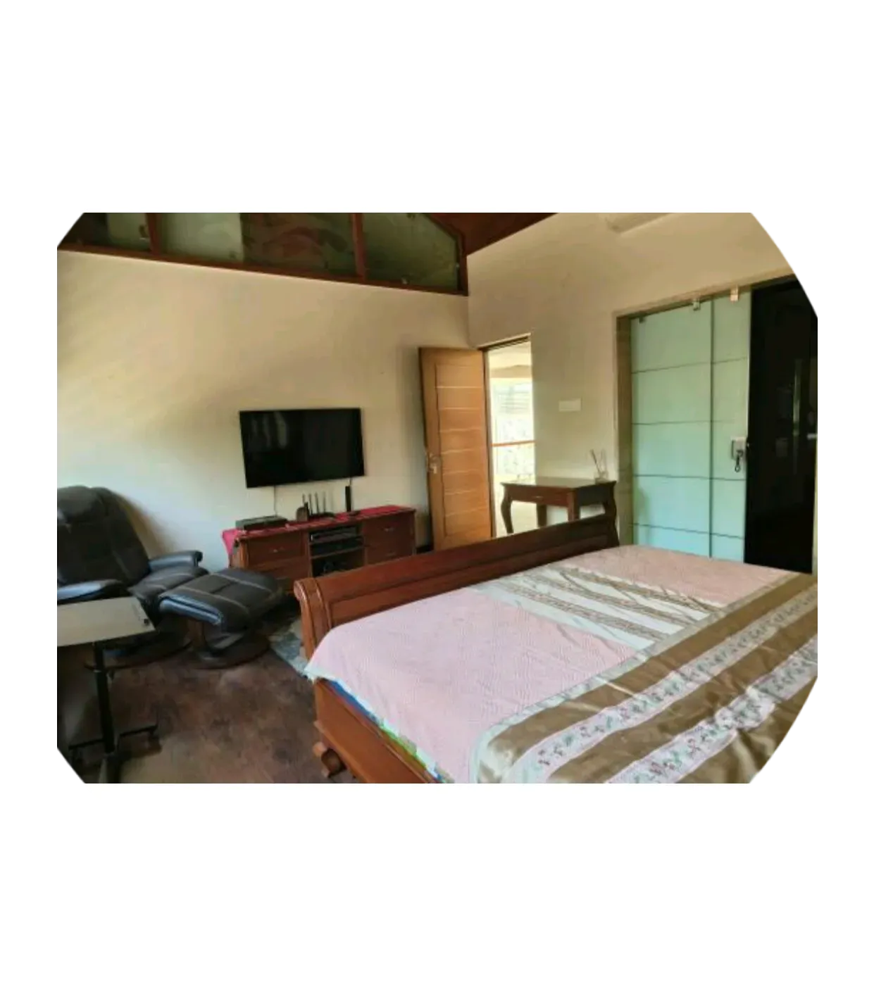 Fully furnished Independent 4 BHK house for Rent 3