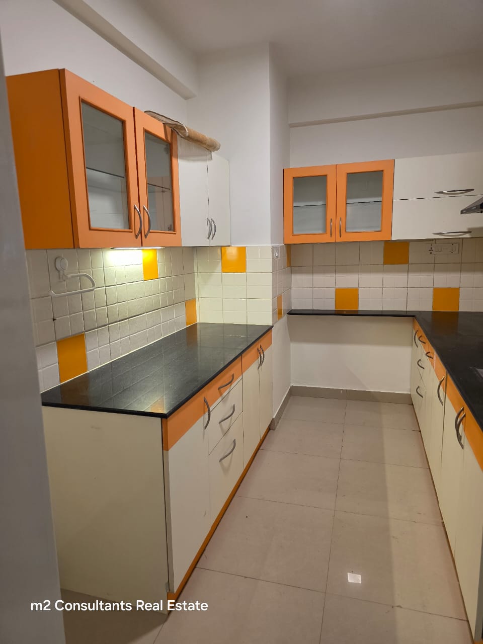 Rental 🏡 READY TO MOVE-IN FLAT FOR RENT IN MG ROAD 2200 Sq Ft - Image 4