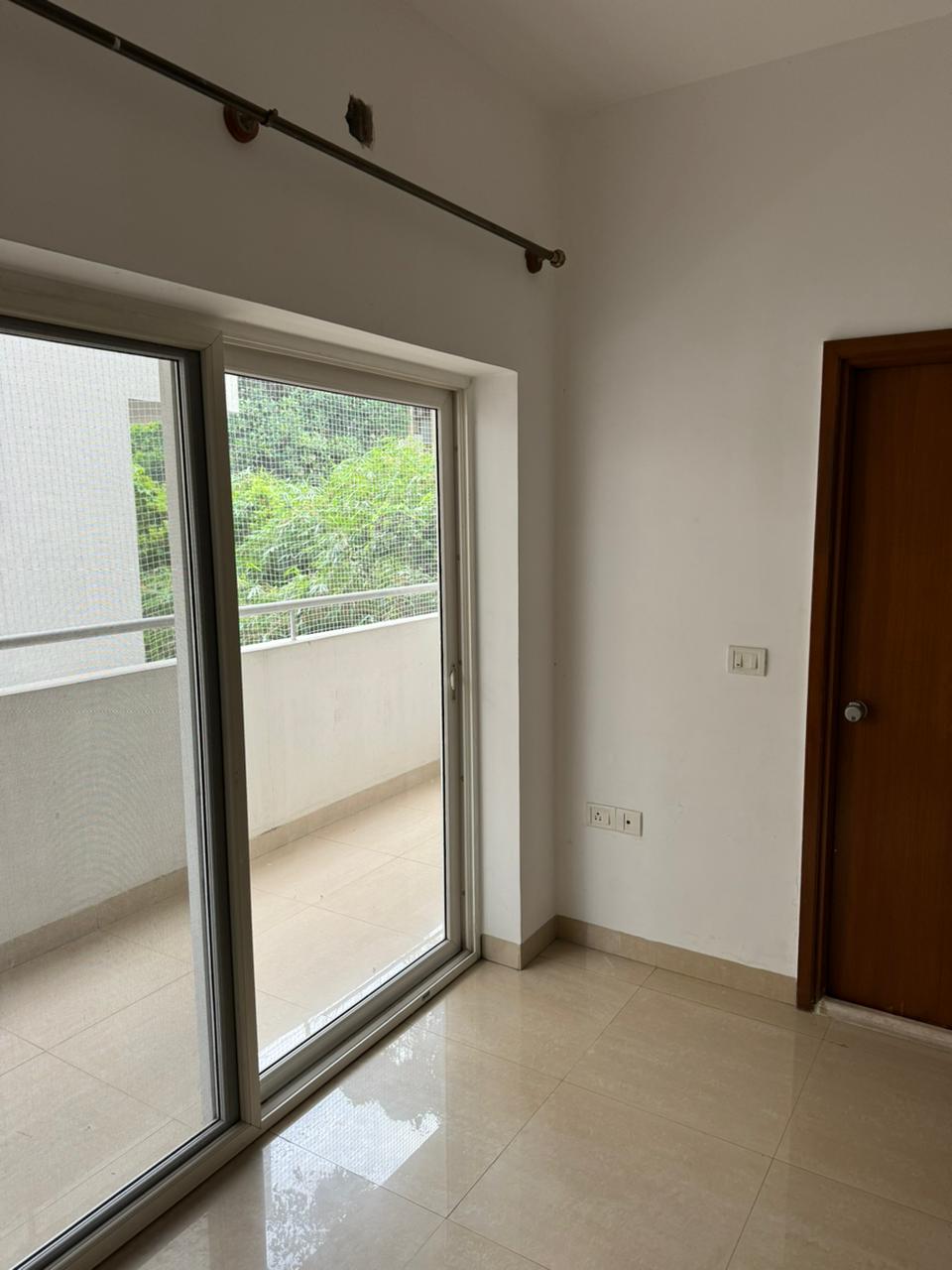 M2 Consultants present 2250 Sq Ft FLAT FOR SALE –MG Road - Image 3