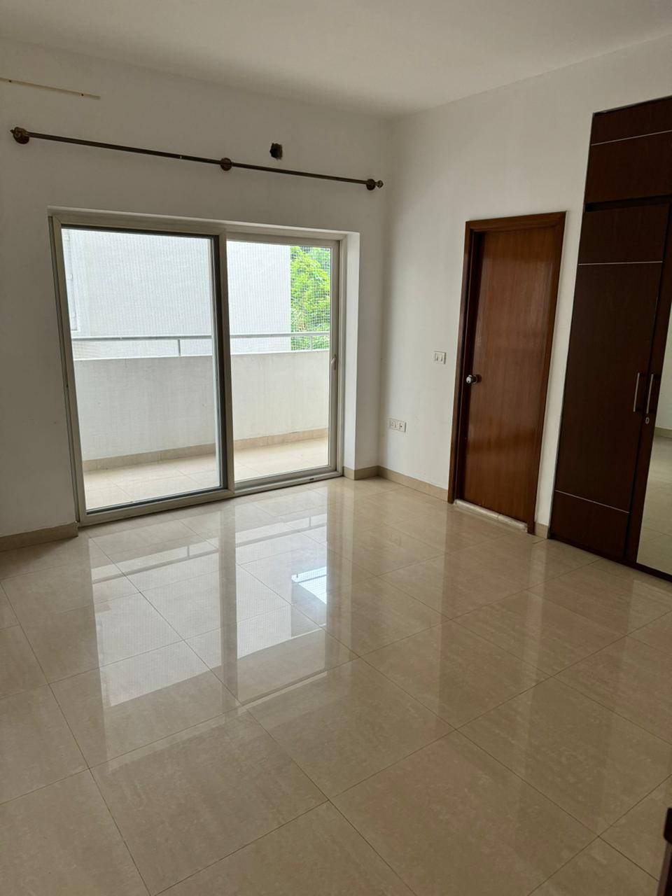M2 Consultants present 2250 Sq Ft FLAT FOR SALE –MG Road - Image 5