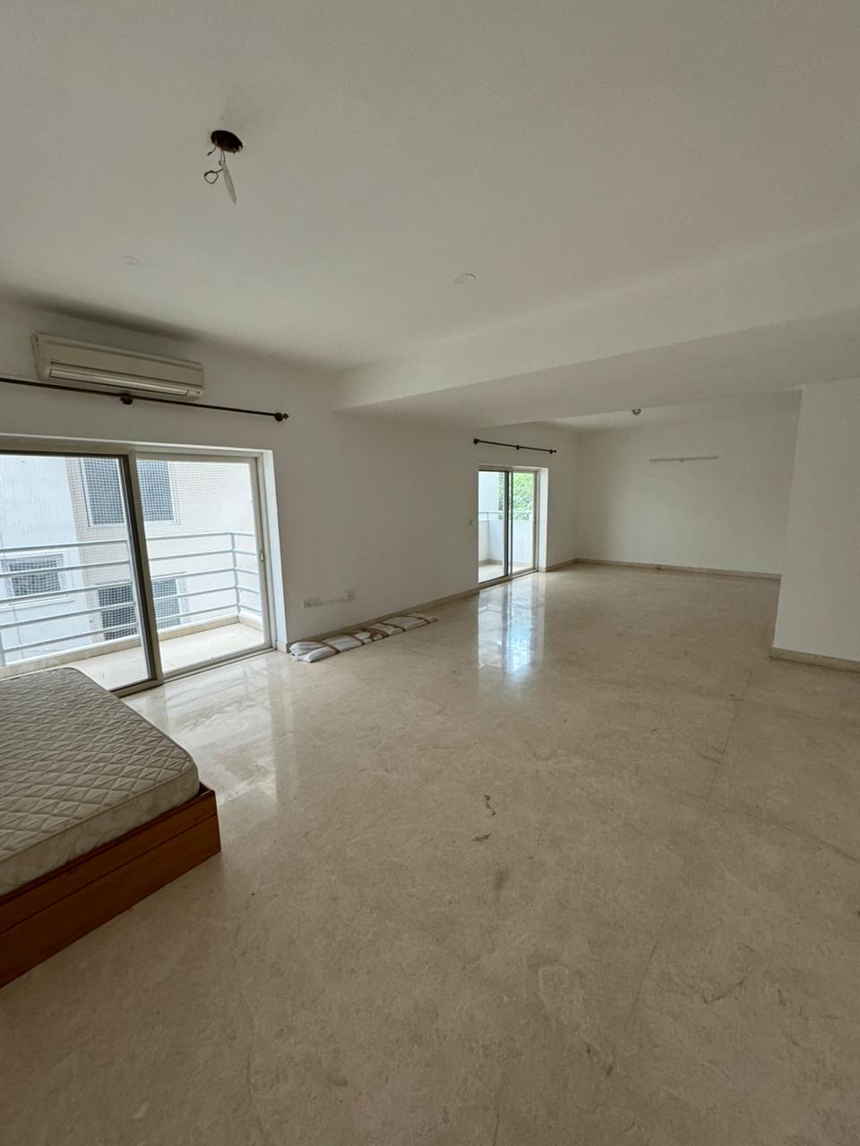 M2 Consultants present 2250 Sq Ft FLAT FOR SALE –MG Road - Image 7