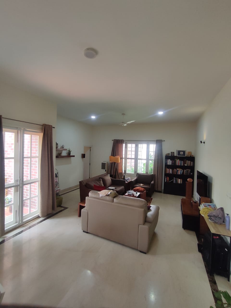 Spacious 4 BHK Rental Property in Prestige Lakeside Habitat, Whitefield | 5 Baths, 4033 sqft - Image 7