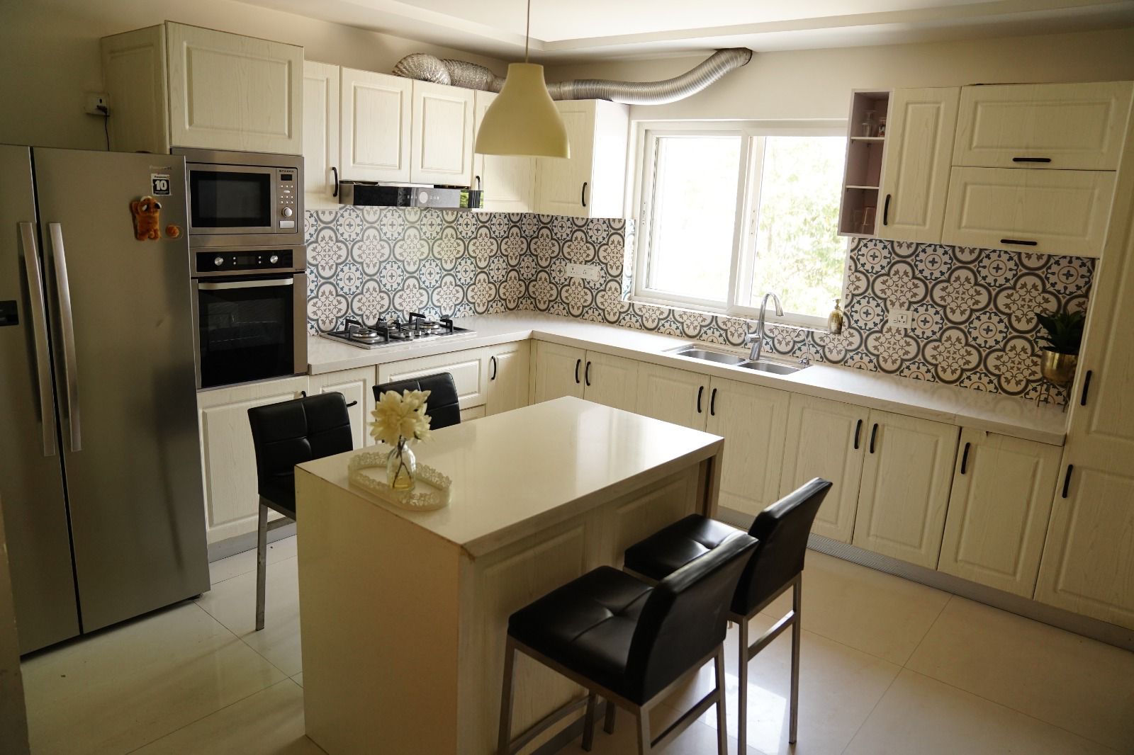 Modern 4 BHK Rental Property in ITPL | 6 Baths, 3600 sqft - Image 6