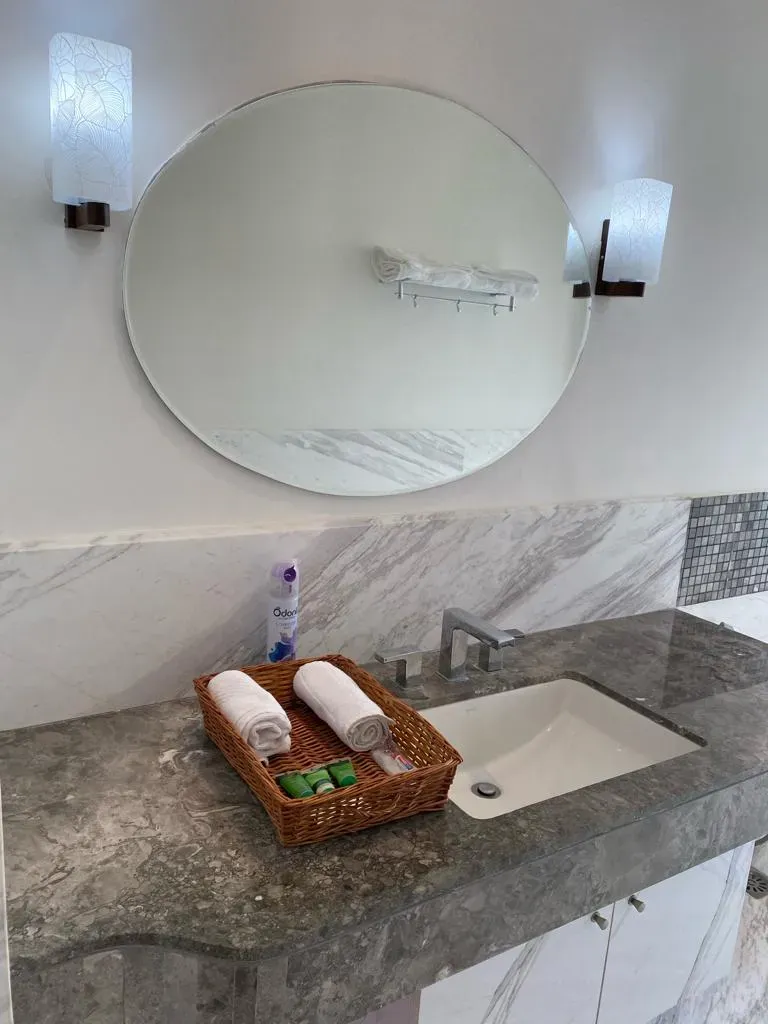 Leela Residences 1BHK - Image 10