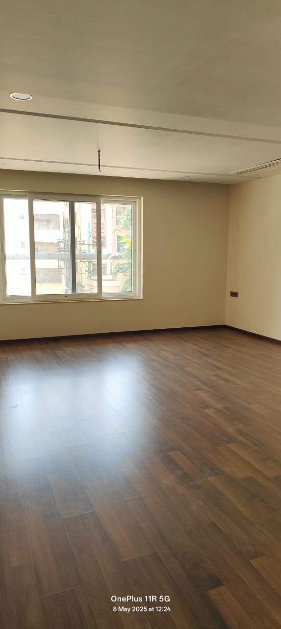 Premium 5 BHK Property for Sale in the serene AECS Layout | 6 Baths, 4600 sqft - Image 10