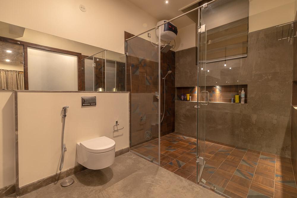 Elegant 7 BHK Property for Sale in Sadashivanagar | 5400 sqft - Image 9