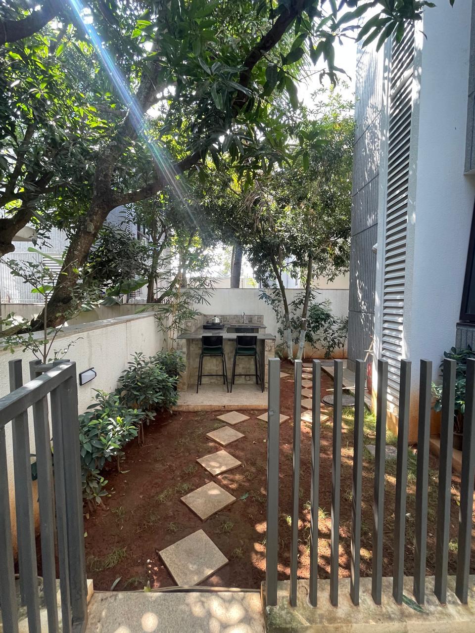 Luxury Living: Fully Furnished 4BHK Villa at Under The Sun, IVC Road - Image 2