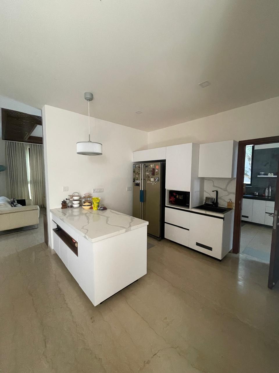 Luxury Living: Fully Furnished 4BHK Villa at Under The Sun, IVC Road - Image 7