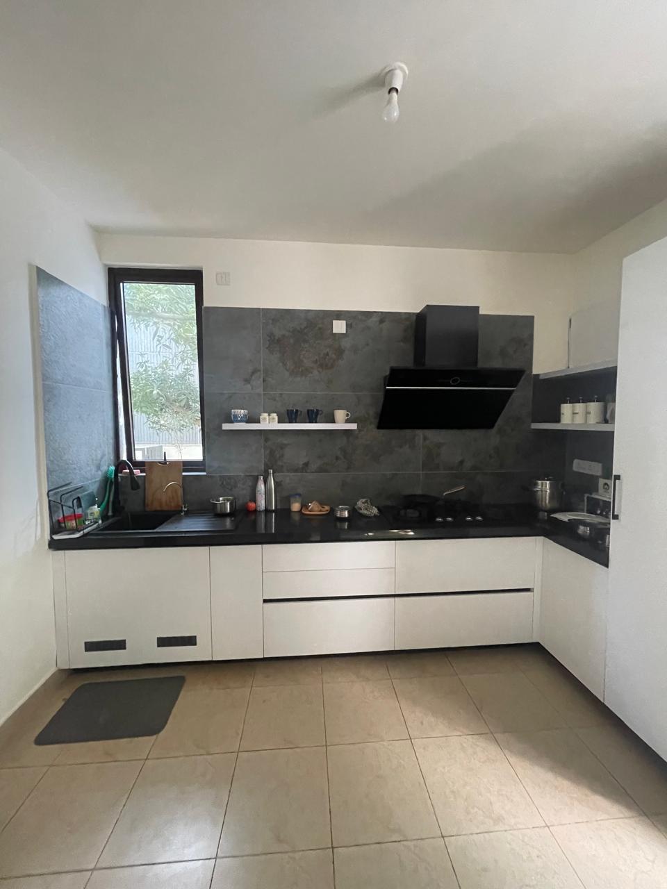 Luxury Living: Fully Furnished 4BHK Villa at Under The Sun, IVC Road - Image 9