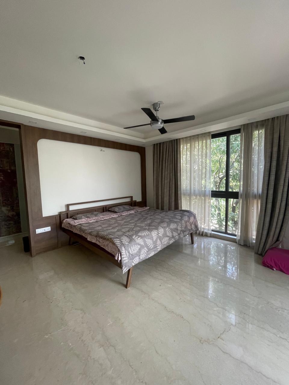 Luxury Living: Fully Furnished 4BHK Villa at Under The Sun, IVC Road - Image 11