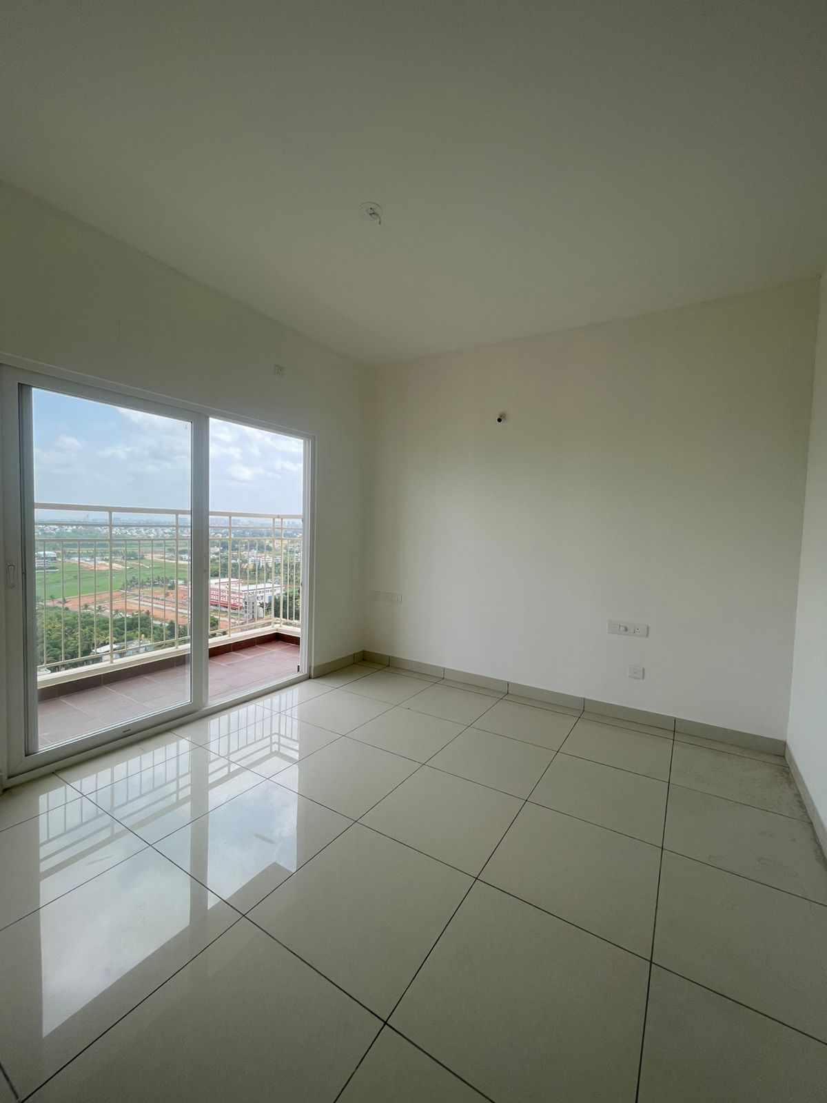 Prestige Finsbury Park – Regent | 3 BHK Raw Unit for Sale | East Facing | 20th Floor - Image 9