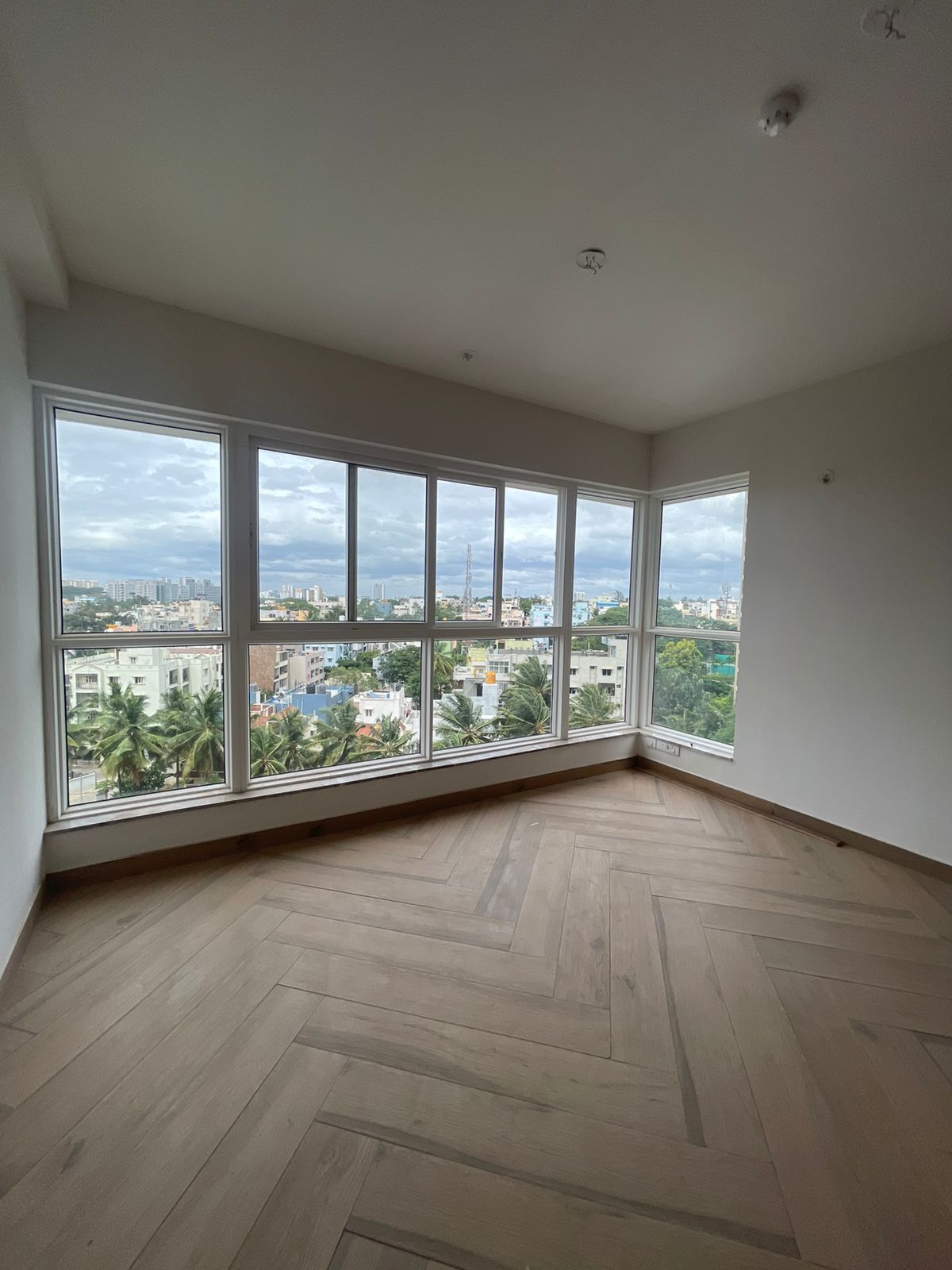 Spacious 4BHK Luxury Apartment for Rent in Prestige Fairfield - Property in Bangalore