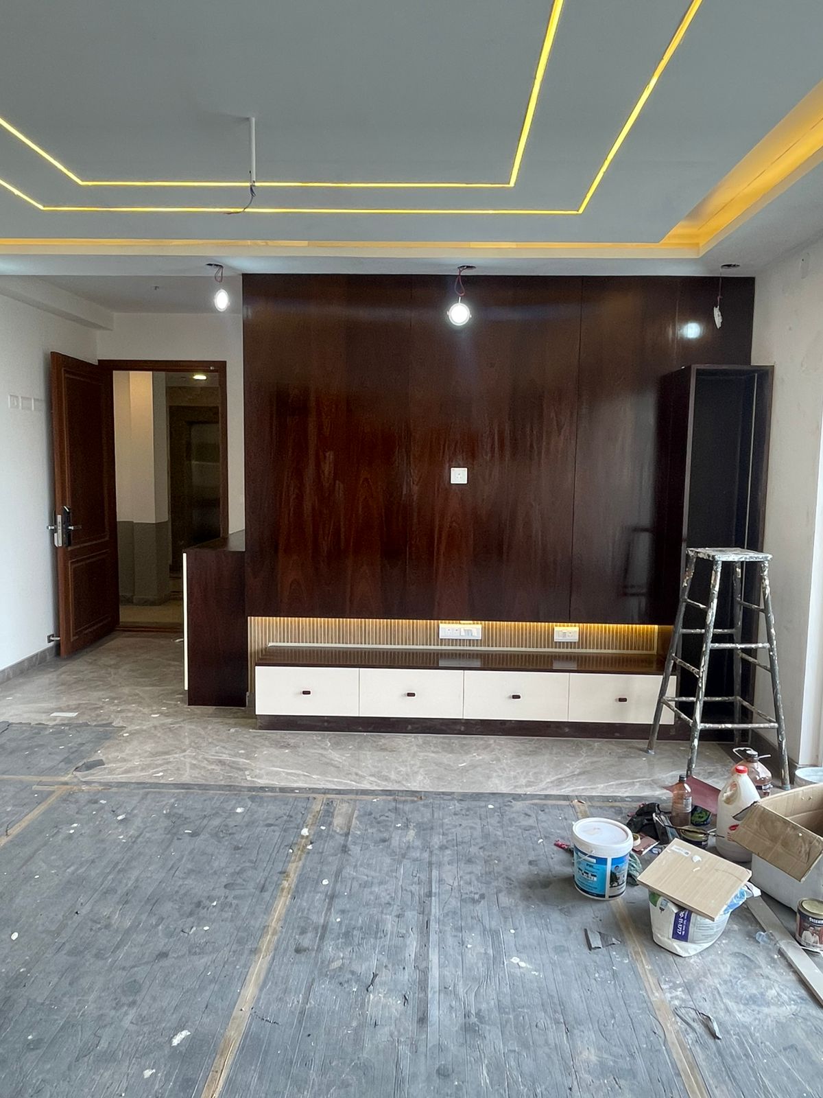 Spacious 4BHK Luxury Apartment for Rent in Prestige Fairfield - Image 14