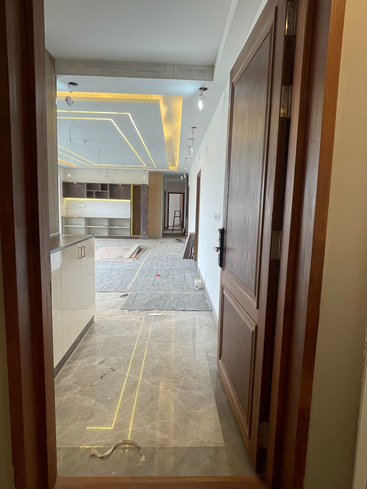 Spacious 4BHK Luxury Apartment for Rent in Prestige Fairfield - Image 15